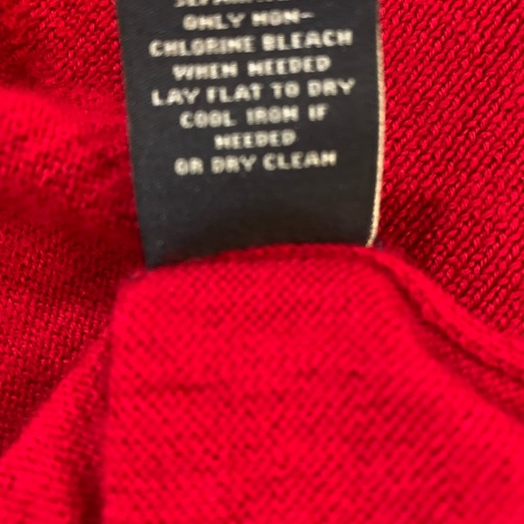 HART SCHAFFNER MARX 100% EXTRA FINE WOOL  RED RIBBED V-NECK SWEATER VEST - Picture 10 of 15